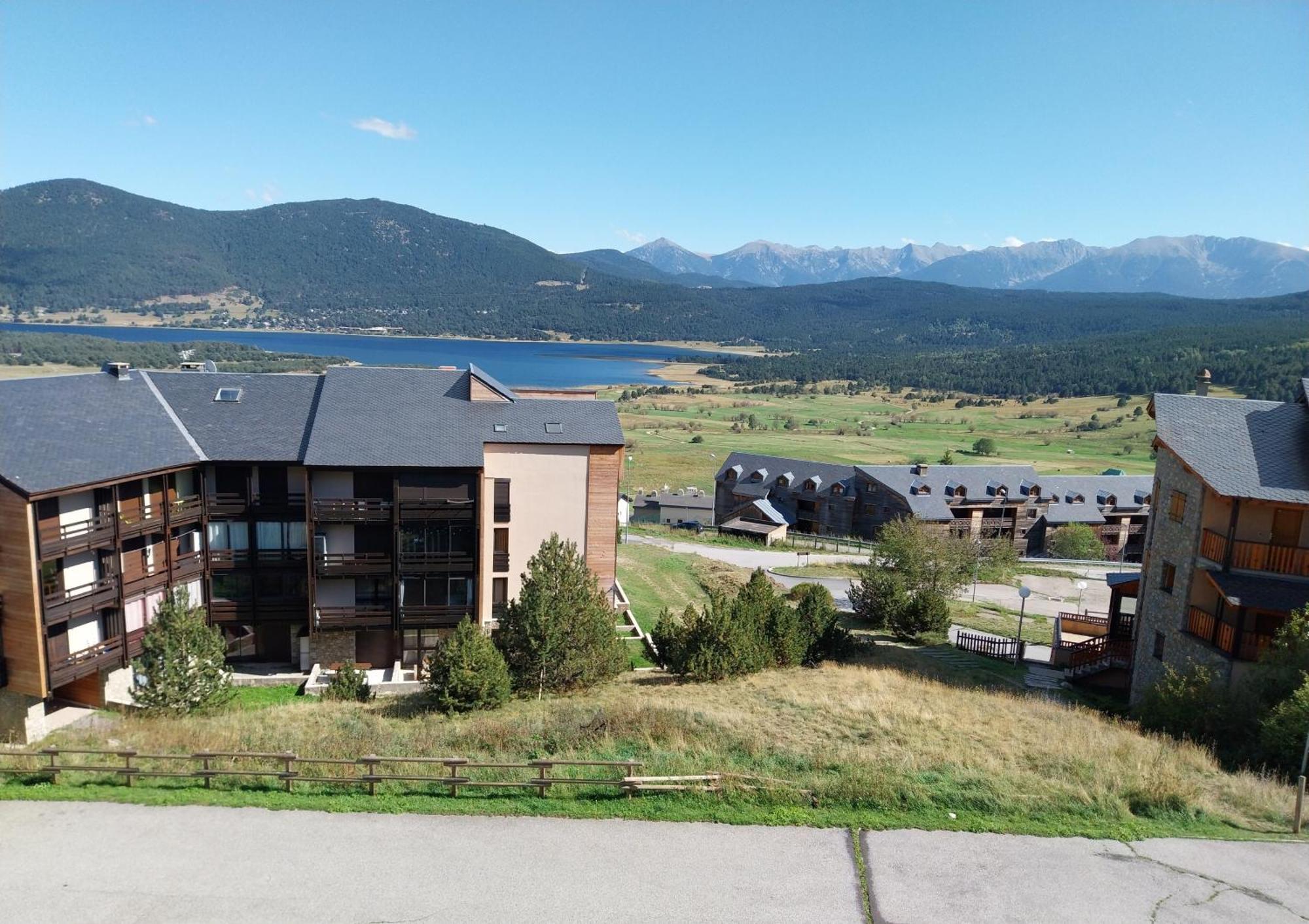 Soleil Et Montagne - Au Pied Station Les Angles Lägenhet Exteriör bild